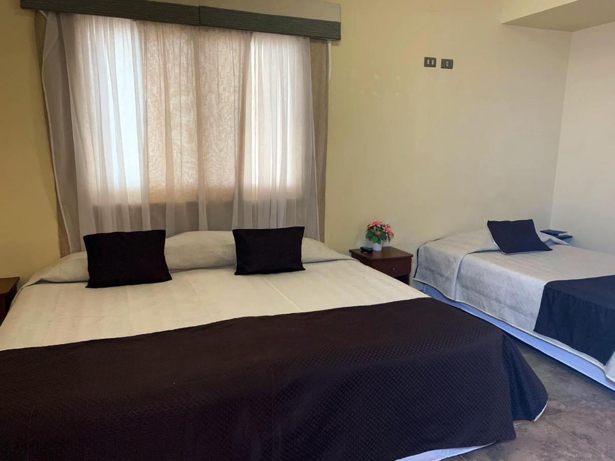 Juku Hostal Calama Exterior photo
