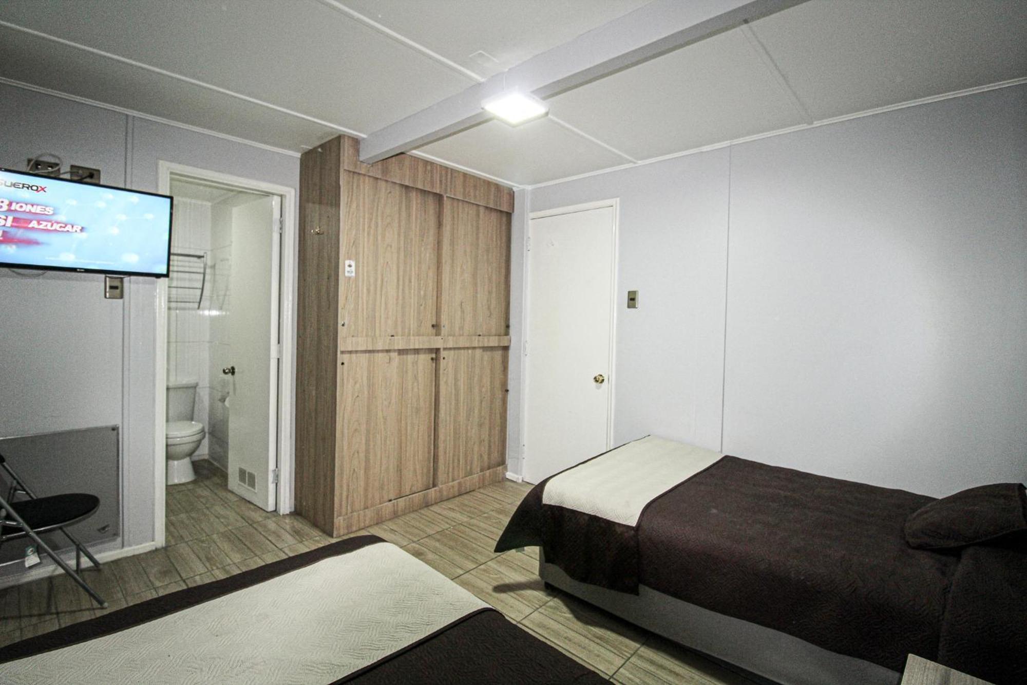 Juku Hostal Calama Exterior photo